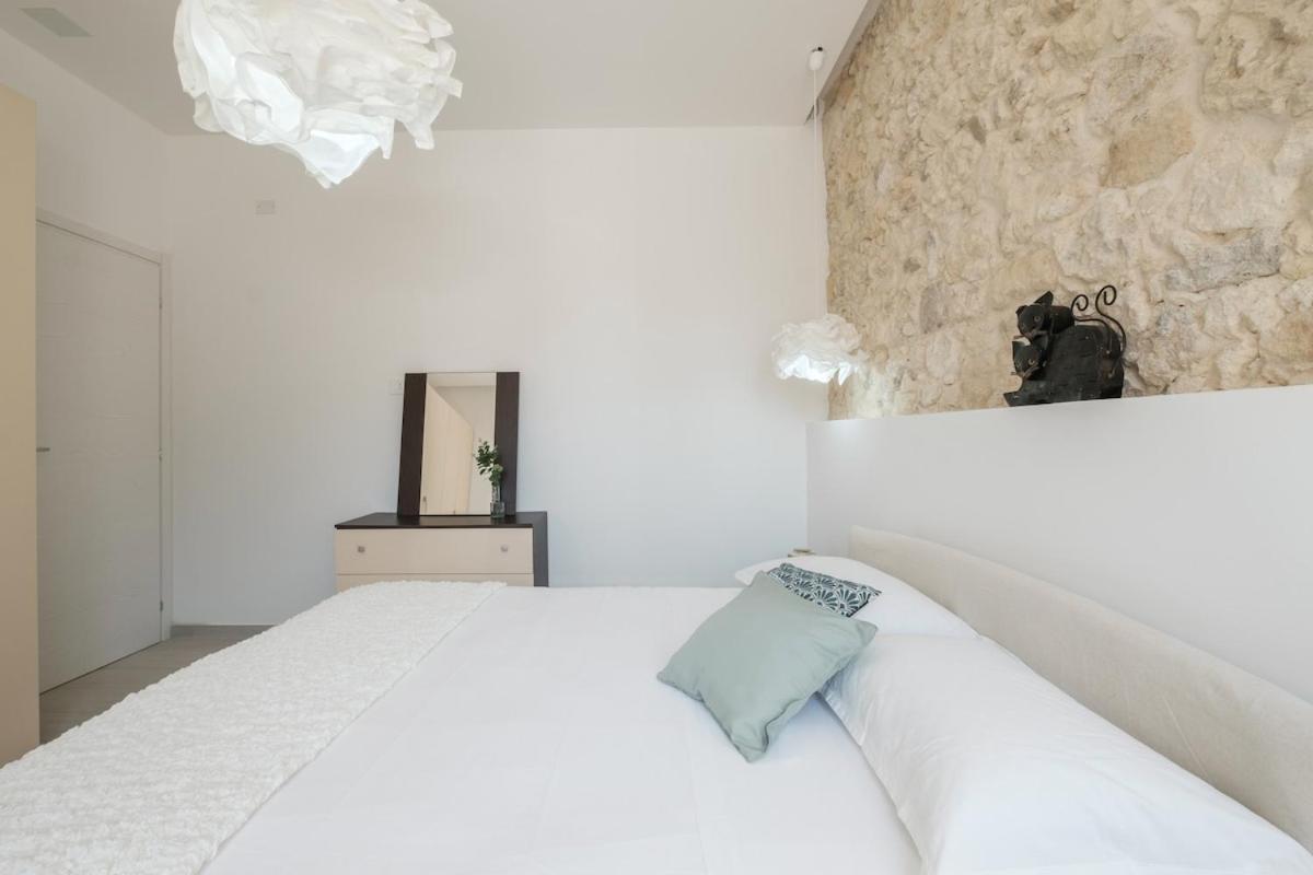 Appartement Modern Mediterranean *